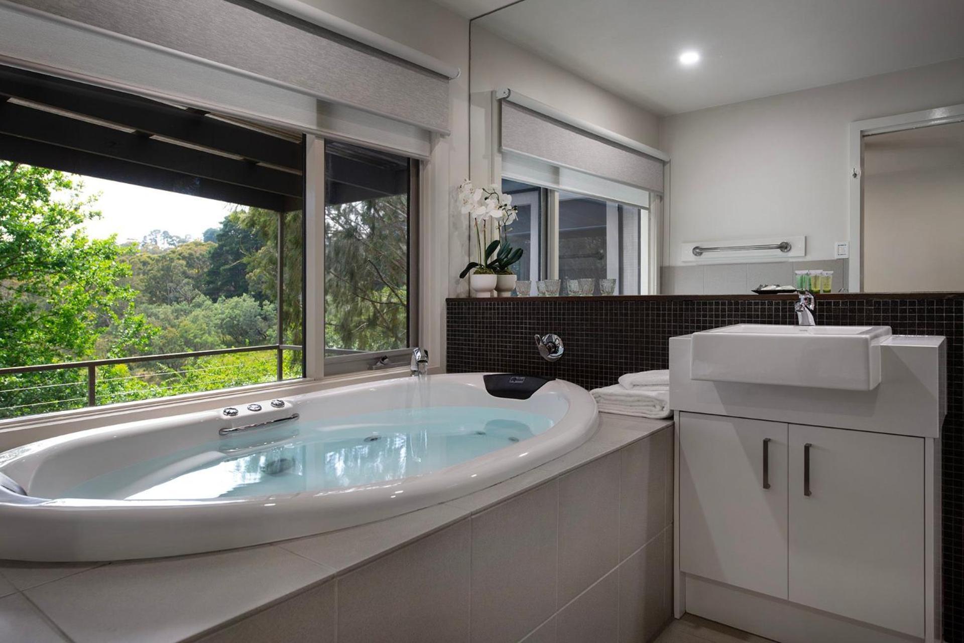 5 * Daylesford
